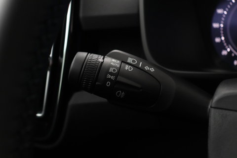 Volvo EX40 Single Motor Extended Range Plus Black Edition | 82 kWh | Panoramadak | Harman/Kardon | Camera