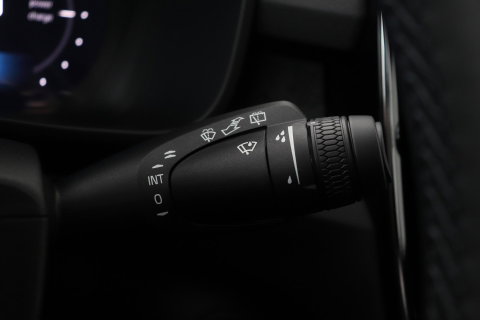 Volvo EX40 Single Motor Extended Range Plus Black Edition | 82 kWh | Panoramadak | Harman/Kardon | Camera