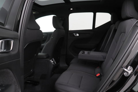 Volvo EX40 Single Motor Extended Range Plus Black Edition | 82 kWh | Panoramadak | Harman/Kardon | Camera