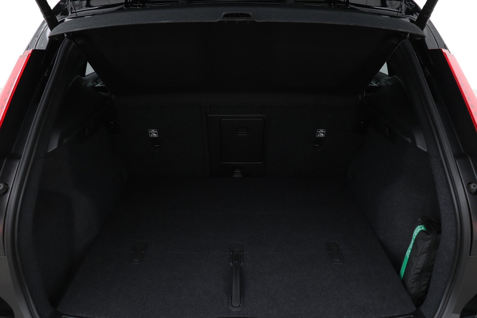 Volvo EX40 Single Motor Extended Range Plus Black Edition | 82 kWh | Panoramadak | Harman/Kardon | Camera