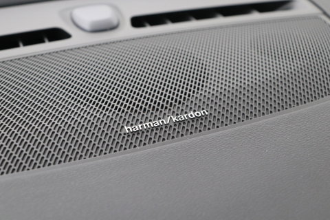 Volvo EX40 Single Motor Extended Range Plus | 82 kWh | Harman/Kardon | Pilot Assist | Warmtepomp | Keyless | Stoel+Stuurverwarming | ACC