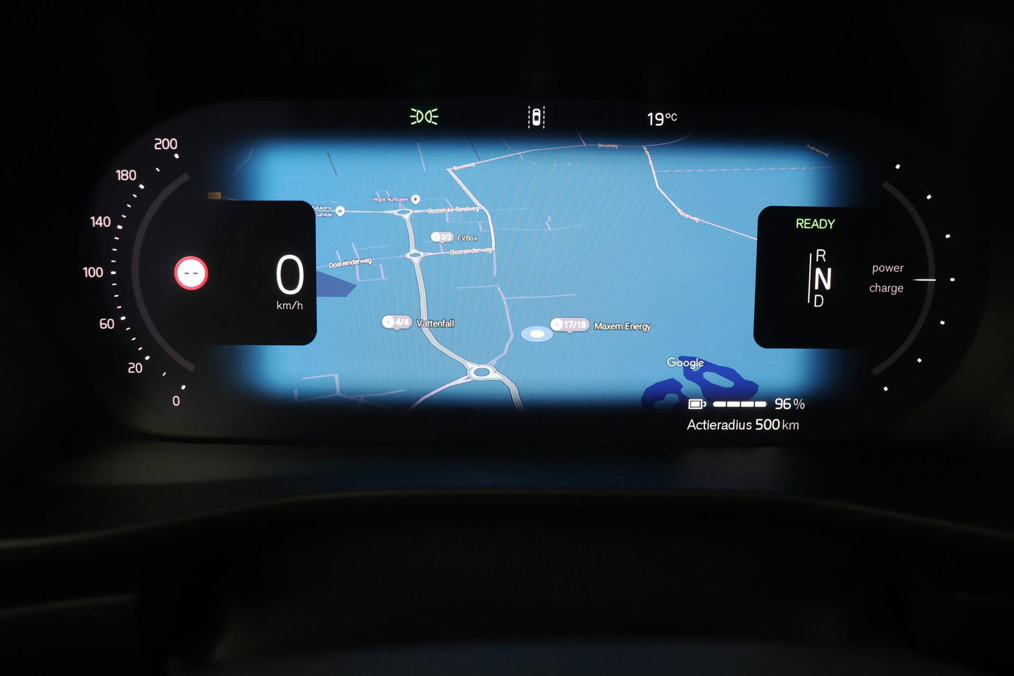 Volvo EX40 Single Motor Extended Range Plus | 82 kWh | Harman/Kardon | Pilot Assist | Warmtepomp | Keyless | Stoel+Stuurverwarming | ACC