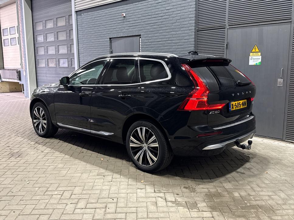 Volvo XC60 T6 Plus Bright | Panoramadak | Trekhaak | ACC | Pilot Assist | Standkachel | Stoel+Stuurverwarming | BLIS | Camera | 20 Inch