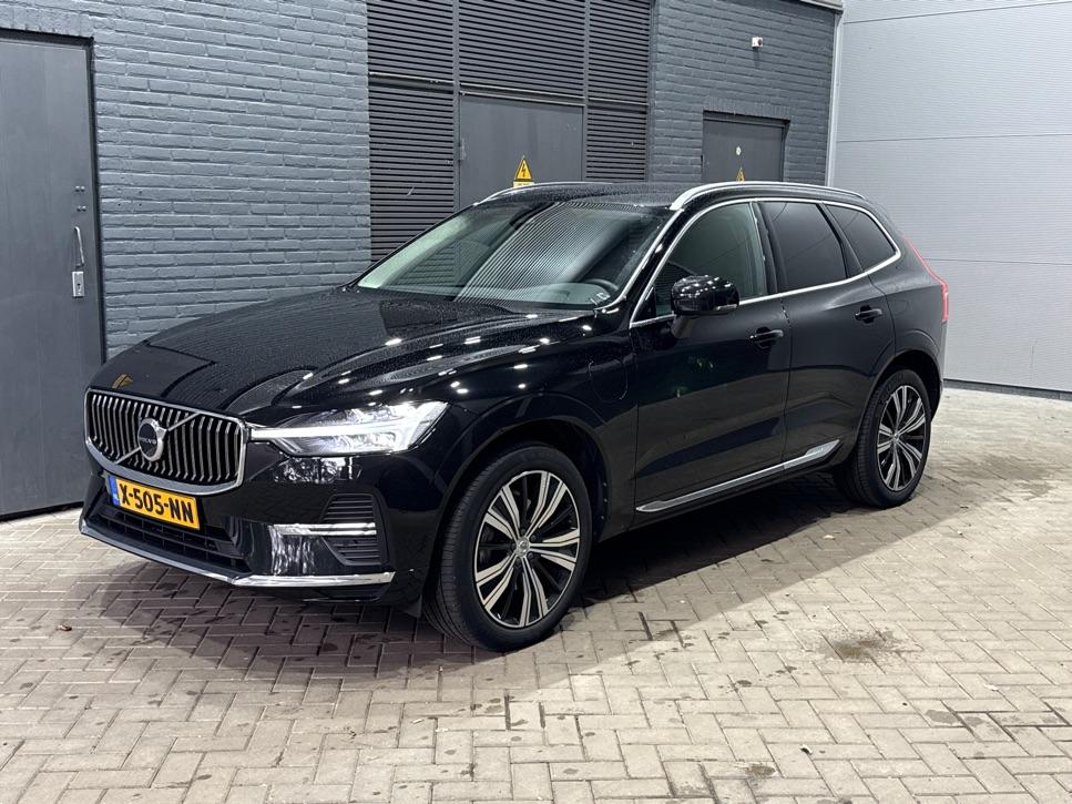 Volvo XC60 T6 Plus Bright | Panoramadak | Trekhaak | ACC | Pilot Assist | Standkachel | Stoel+Stuurverwarming | BLIS | Camera | 20 Inch