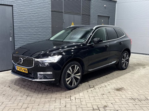 Volvo XC60 T6 Plus Bright | Panoramadak | Trekhaak | ACC | Pilot Assist | Standkachel | Stoel+Stuurverwarming | BLIS | Camera | 20 Inch
