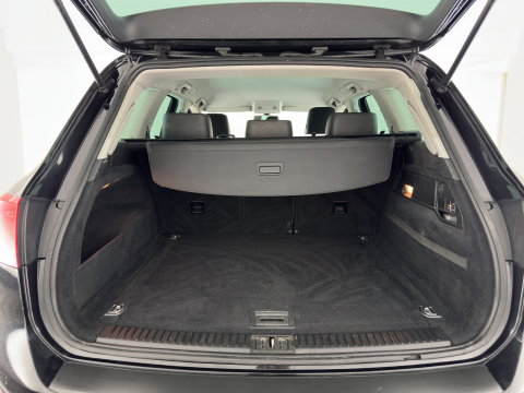 Volkswagen Touareg 3.0 TDI Highline Aut. *LEATHER | XENON | HEATED-COMFORTSEATS | NAVI-FULLMAP | PRIVACY-GLASS | SHIFT-PADDLES | ECC | PDC | CRUISE | TOWBAR | 20''ALU*