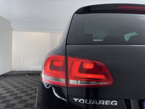 Volkswagen Touareg 3.0 TDI Highline Aut. *LEATHER | XENON | HEATED-COMFORTSEATS | NAVI-FULLMAP | PRIVACY-GLASS | SHIFT-PADDLES | ECC | PDC | CRUISE | TOWBAR | 20''ALU*