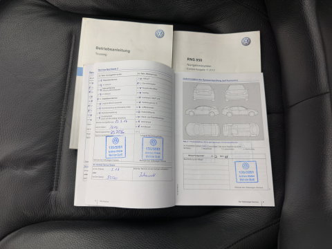 Volkswagen Touareg 3.0 TDI Highline Aut. *LEATHER | XENON | HEATED-COMFORTSEATS | NAVI-FULLMAP | PRIVACY-GLASS | SHIFT-PADDLES | ECC | PDC | CRUISE | TOWBAR | 20''ALU*