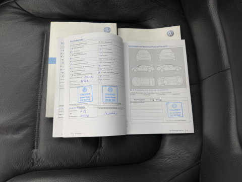 Volkswagen Touareg 3.0 TDI Highline Aut. *LEATHER | XENON | HEATED-COMFORTSEATS | NAVI-FULLMAP | PRIVACY-GLASS | SHIFT-PADDLES | ECC | PDC | CRUISE | TOWBAR | 20''ALU*