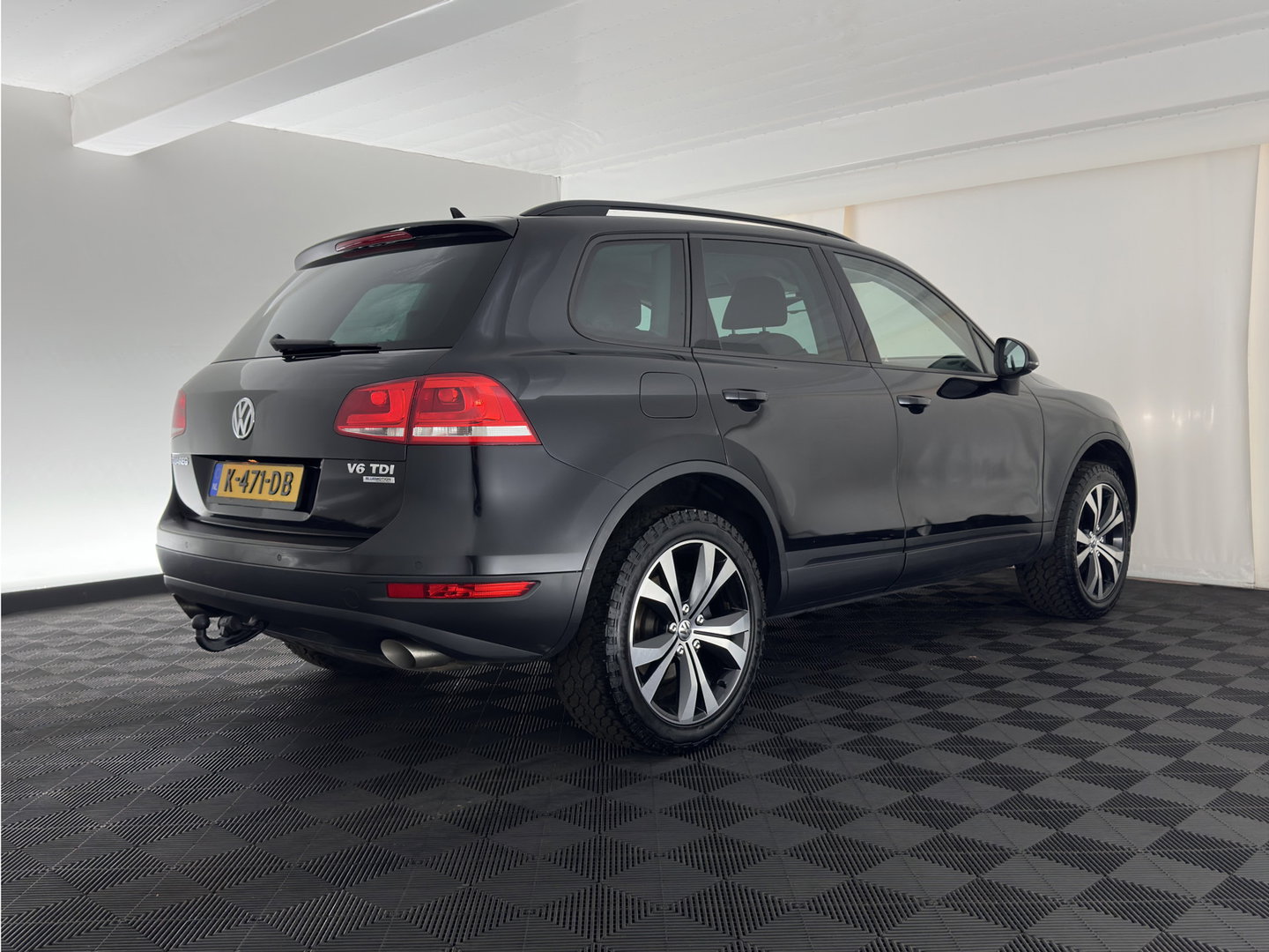Volkswagen Touareg 3.0 TDI Highline Aut. *LEATHER | XENON | HEATED-COMFORTSEATS | NAVI-FULLMAP | PRIVACY-GLASS | SHIFT-PADDLES | ECC | PDC | CRUISE | TOWBAR | 20''ALU*