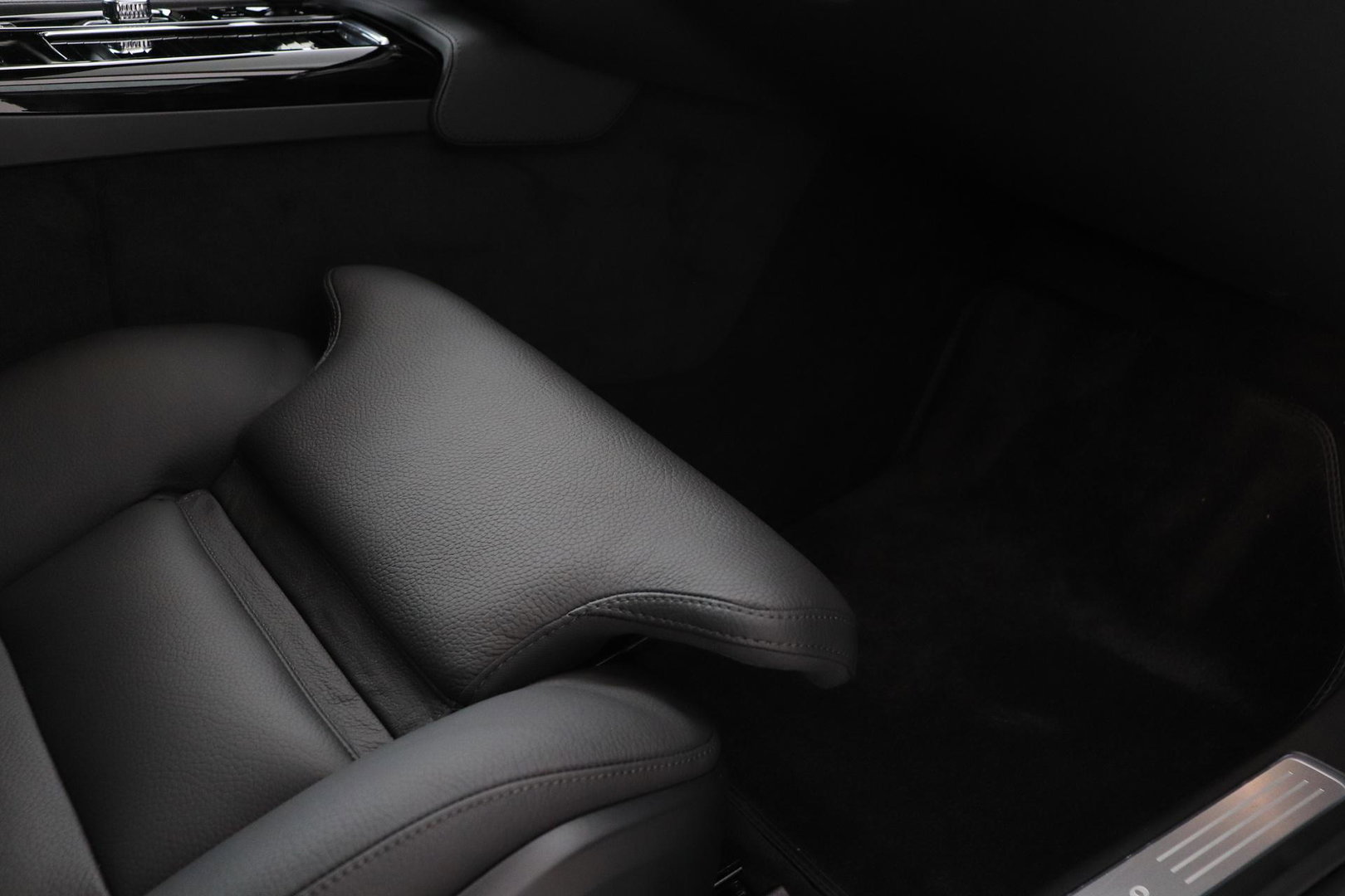 Volvo V90 T6 Plus Dark | Harman/Kardon | BLIS | Stoel- & Stuurverwarming | 360° Camera| ACC | Head-Up