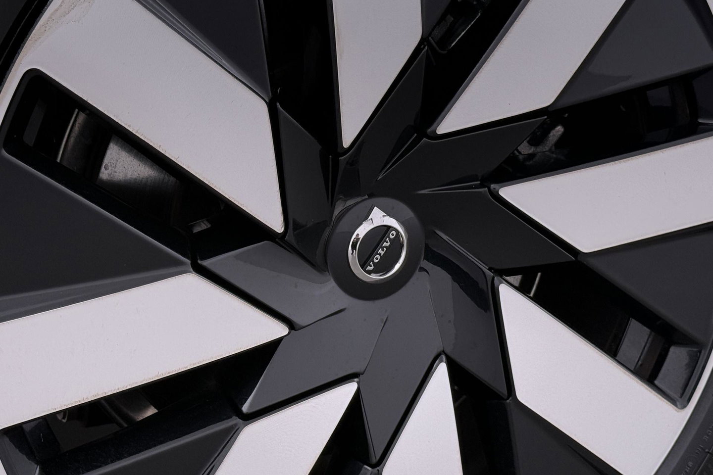 Volvo V90 T6 Plus Dark | Harman/Kardon | BLIS | Stoel- & Stuurverwarming | 360° Camera| ACC | Head-Up