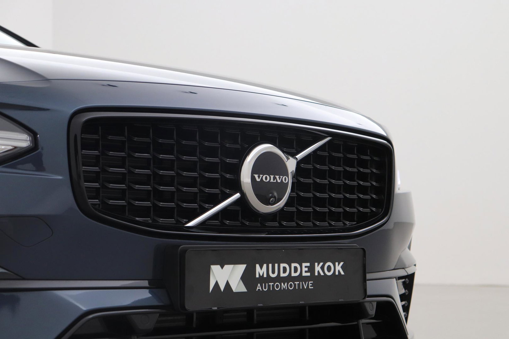 Volvo V90 T6 Plus Dark | Harman/Kardon | BLIS | Stoel- & Stuurverwarming | 360° Camera| ACC | Head-Up