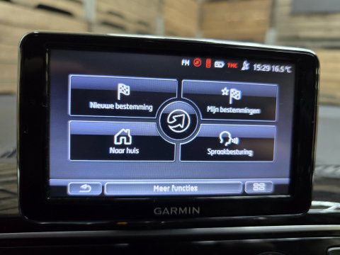 Volkswagen up! 1.0 high up! BlueMotion Navi Airconditioning Bluetooth 15"LM