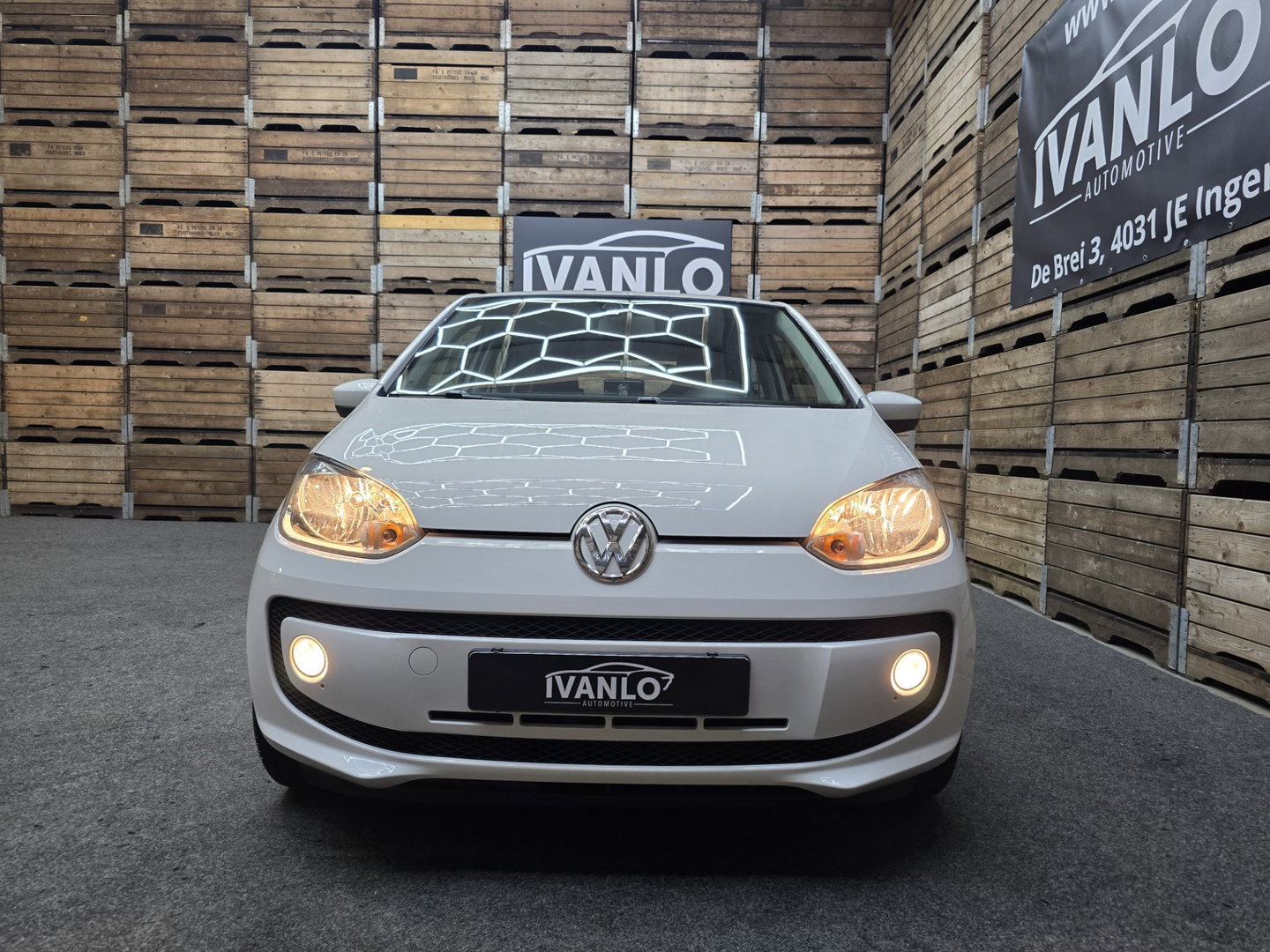 Volkswagen up! 1.0 high up! BlueMotion Navi Airconditioning Bluetooth 15"LM