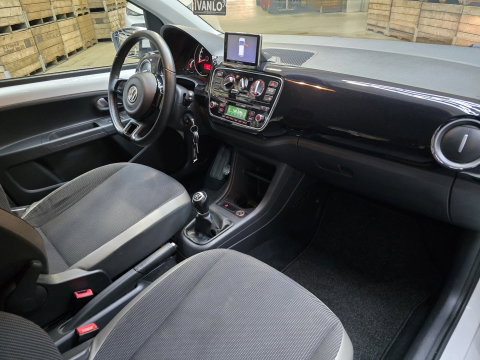 Volkswagen up! 1.0 high up! BlueMotion Navi Airconditioning Bluetooth 15"LM