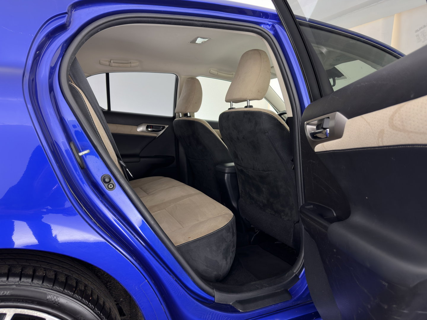 Lexus CT 200h Business Line Aut. *NAVI-FULLMAP | CAMERA | COMFORT-SEATS | PRIVACY-GLASS | ECC | PDC | CRUISE | 17''ALU*