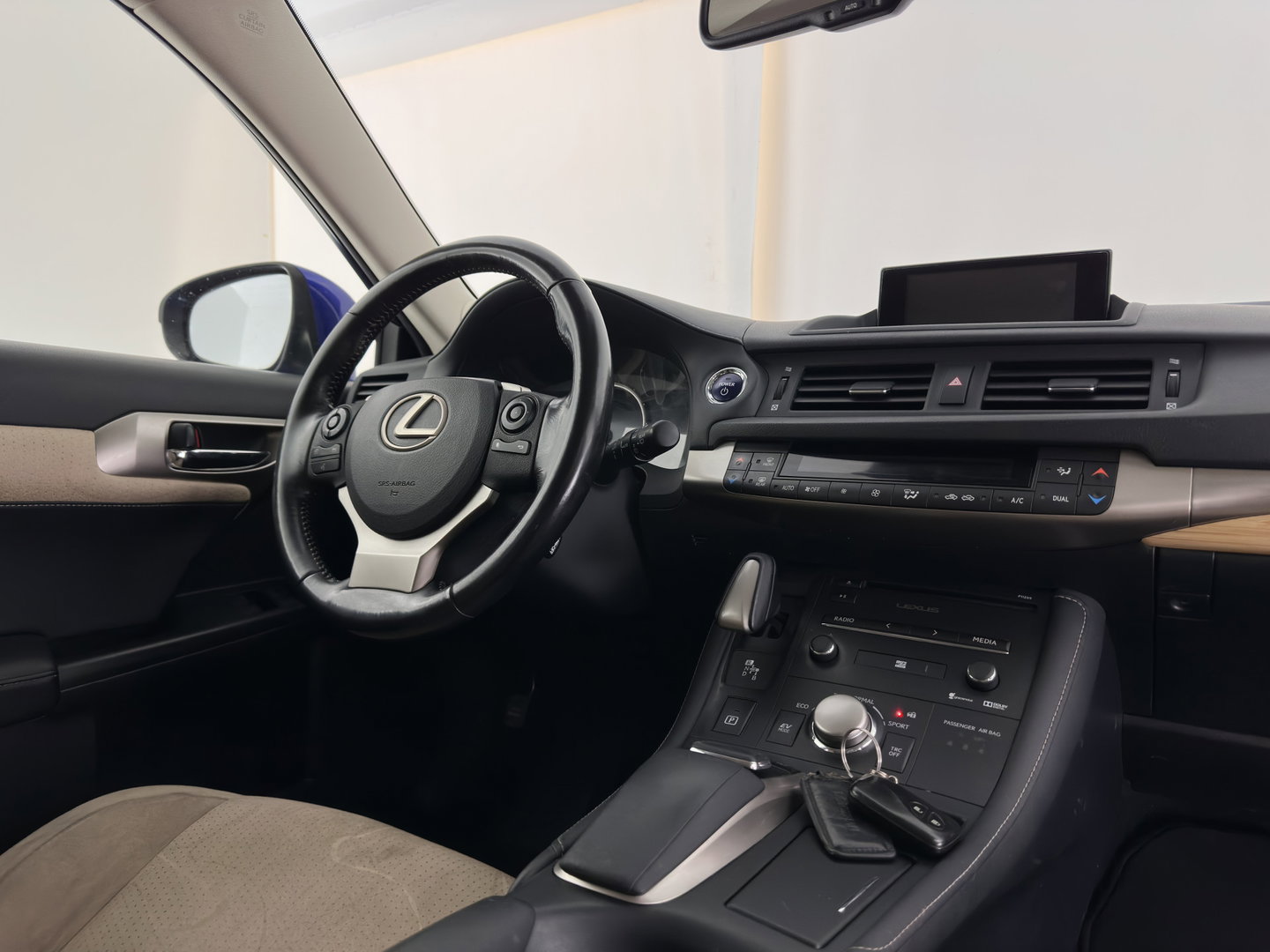 Lexus CT 200h Business Line Aut. *NAVI-FULLMAP | CAMERA | COMFORT-SEATS | PRIVACY-GLASS | ECC | PDC | CRUISE | 17''ALU*