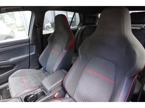 Volkswagen Golf 2.0 TSI GTI CLUBSPORT PANO CAM