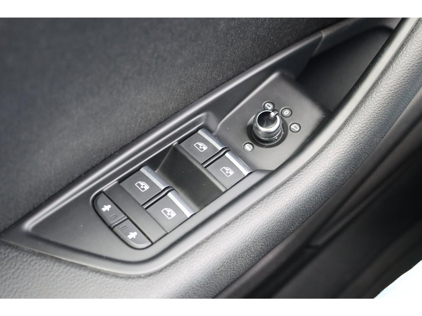 Audi A4 Limousine 1.4 TFSI Sport Edition 150PK | Dealeronderhouden
