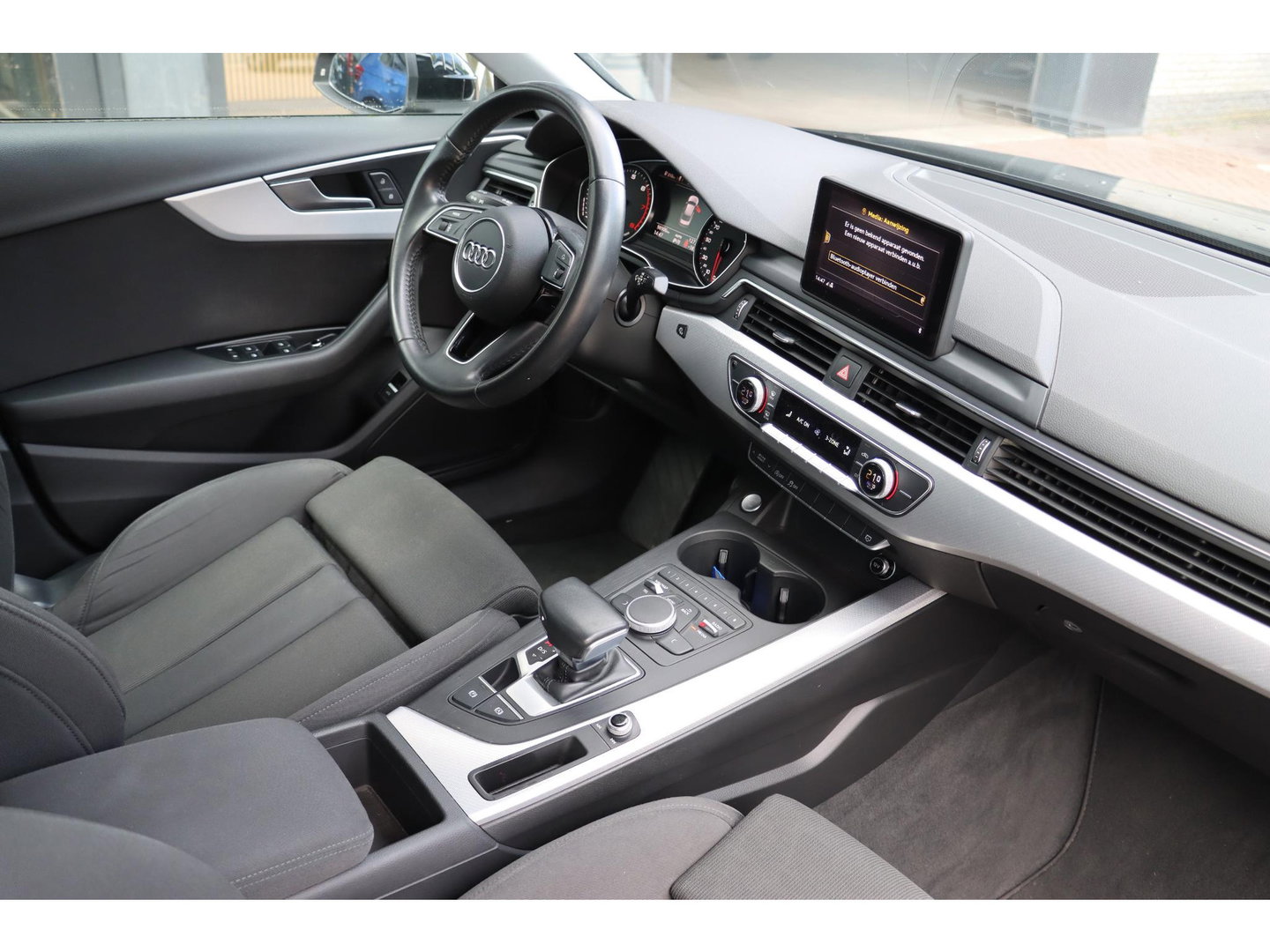 Audi A4 Limousine 1.4 TFSI Sport Edition 150PK | Dealeronderhouden