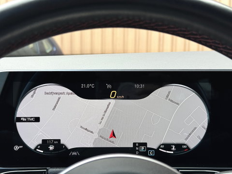 Mercedes-Benz GLA 200 Business Solution AMG | Origineel Nederlands | 1e Eigenaar | Panoramadak | Elektrische Trekhaak | Multibeam Led | Camera | Memory Seats | Stoelverwarming |