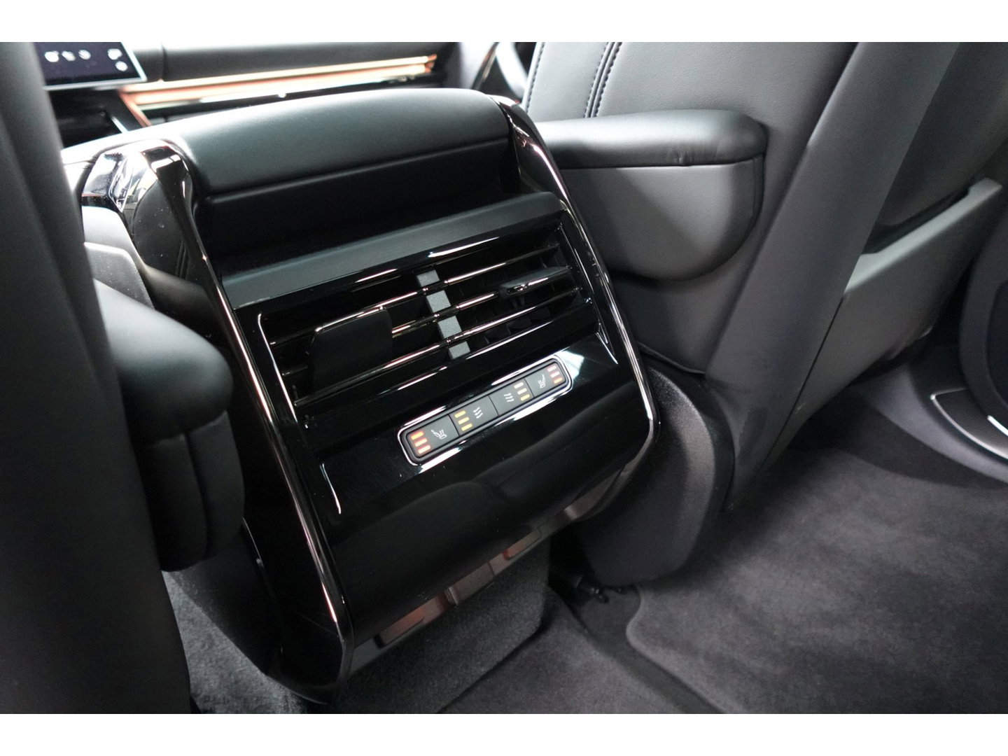 Land Rover Range Rover Sport 3.0 P460e Dynamic SE PPF SOFTCLOSE PANO 23 INCH!