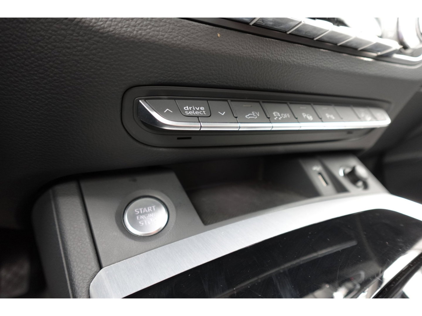Audi Q5 55 TFSI e S Quattro 360 PANO 3X S-LINE HUD TREKHAAK
