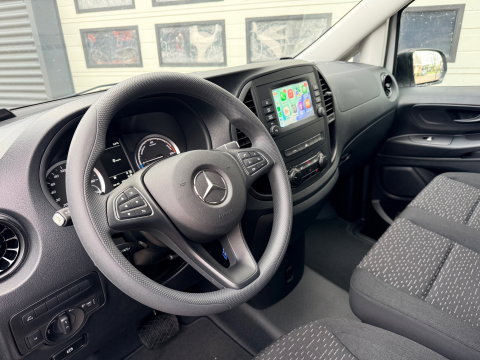 Mercedes-Benz eVito 112 66 kWh SoH 97,6 % AC + DC Snelladen L2 Lang - LM - Camera - 3 Zits - Betimmerd