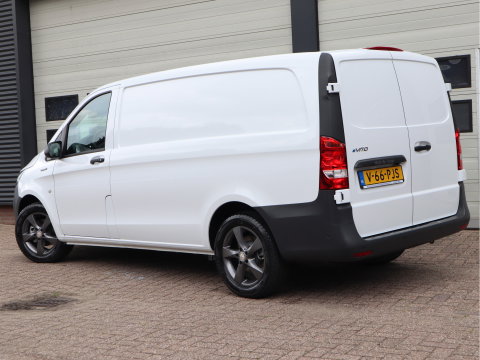 Mercedes-Benz eVito 112 66 kWh SoH 97,6 % AC + DC Snelladen L2 Lang - LM - Camera - 3 Zits - Betimmerd