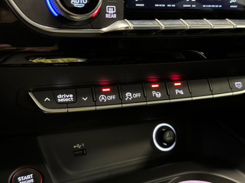 Audi RS5 Coupé 2.9 TFSI quattro Pro Line Plus | 451 PK! | Panoramadak | Bang & Olufsen | Dynamic Pakket | Head-Up Display | 360 Graden Camera | Apple Carplay | Adaptieve Cruise Control | DAB | Led Matrix |