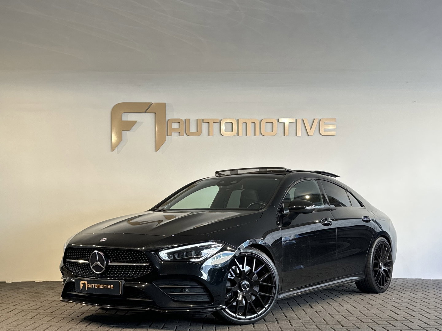 Mercedes-Benz CLA-Klasse 250 Premium Plus Pano|Burmeister|Sfeer|Camera|Lane