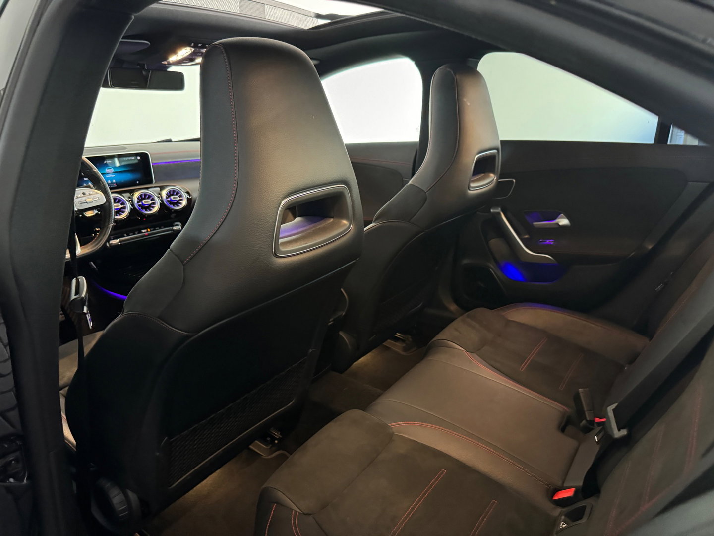 Mercedes-Benz CLA-Klasse 250 Premium Plus Pano|Burmeister|Sfeer|Camera|Lane