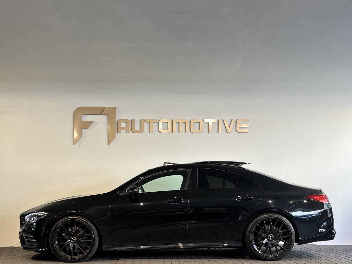 Mercedes-Benz CLA-Klasse 250 Premium Plus Pano|Burmeister|Sfeer|Camera|Lane