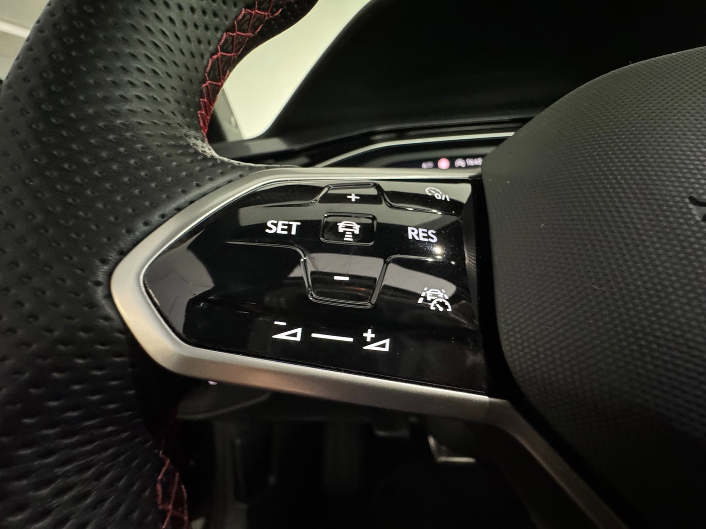 Volkswagen Polo 2.0 TSI GTI Pano|Beats|ACC|Lane|IQ Lights|Carplay