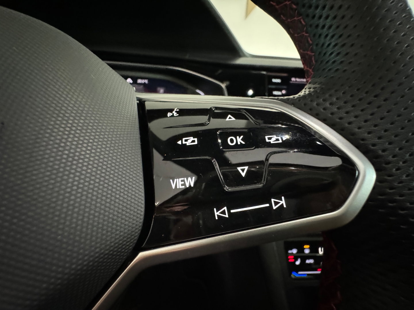 Volkswagen Polo 2.0 TSI GTI Pano|Beats|ACC|Lane|IQ Lights|Carplay