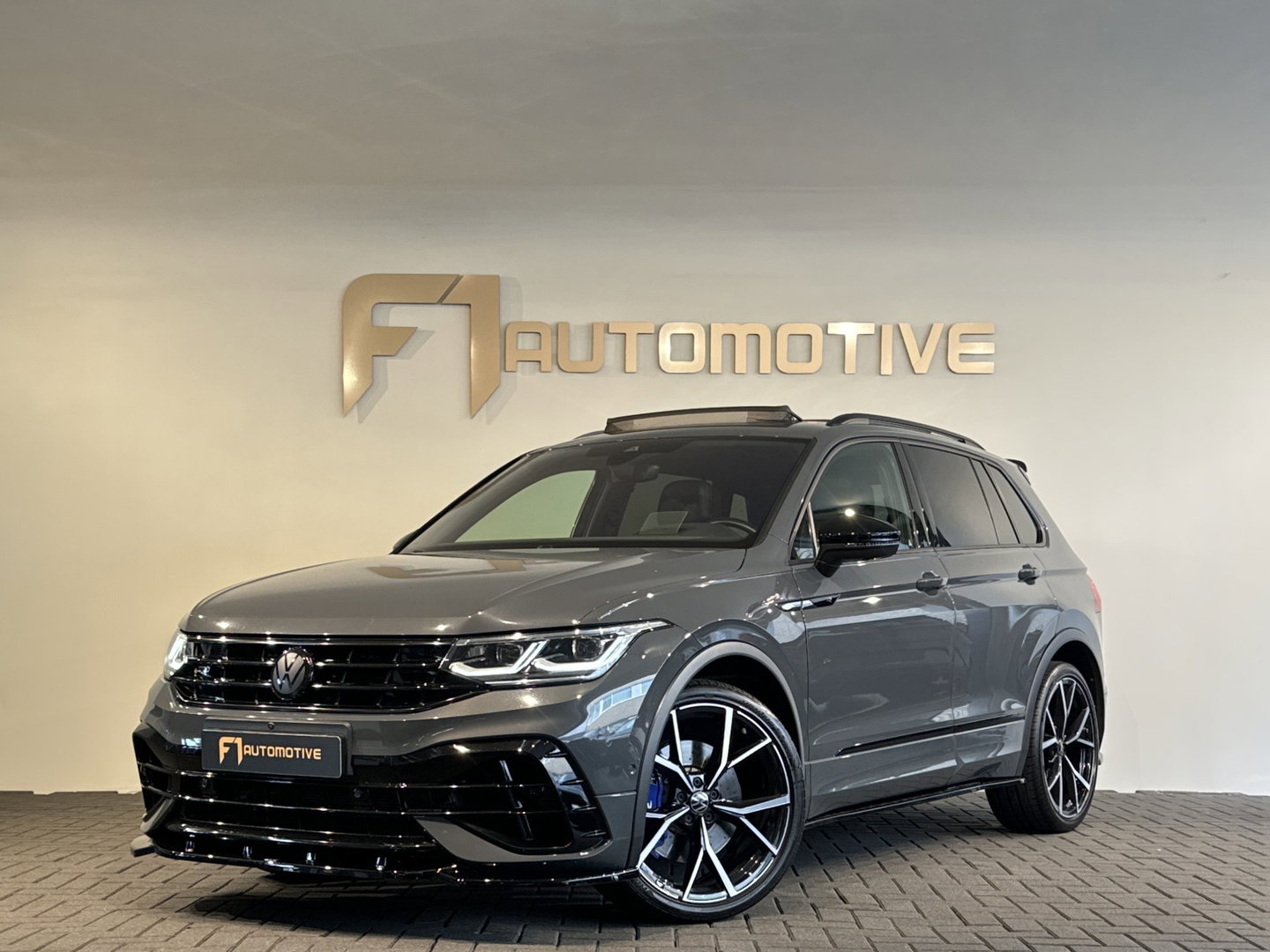 Volkswagen Tiguan 2.0 TSI R 75 Edition 4Motion Pano|Maxton|Volleder|360|ACC