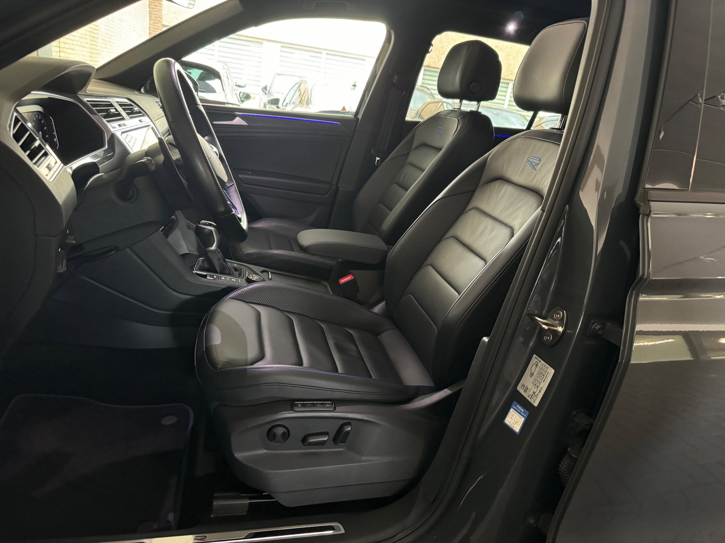 Volkswagen Tiguan 2.0 TSI R 75 Edition 4Motion Pano|Maxton|Volleder|360|ACC