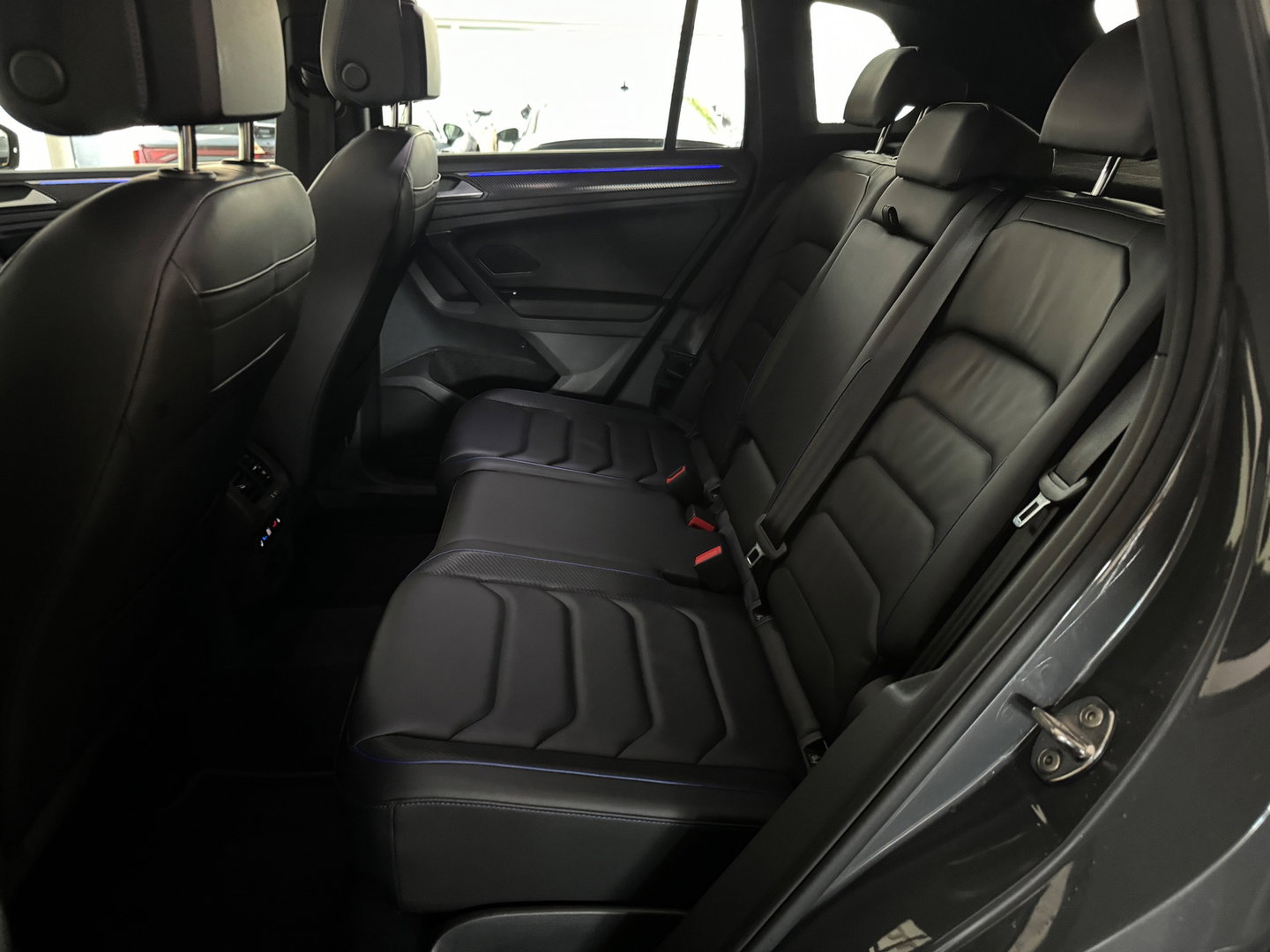 Volkswagen Tiguan 2.0 TSI R 75 Edition 4Motion Pano|Maxton|Volleder|360|ACC