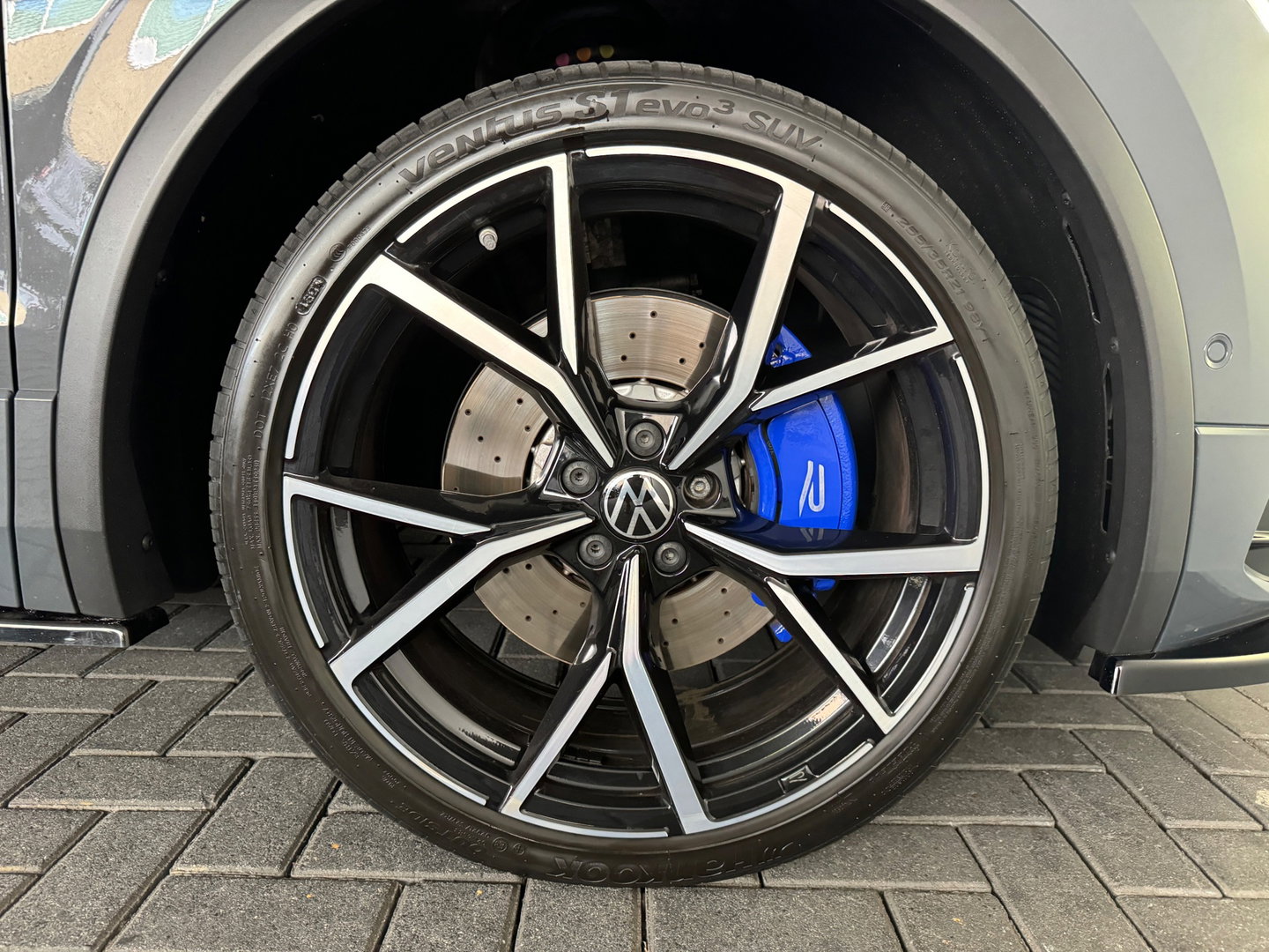 Volkswagen Tiguan 2.0 TSI R 75 Edition 4Motion Pano|Maxton|Volleder|360|ACC