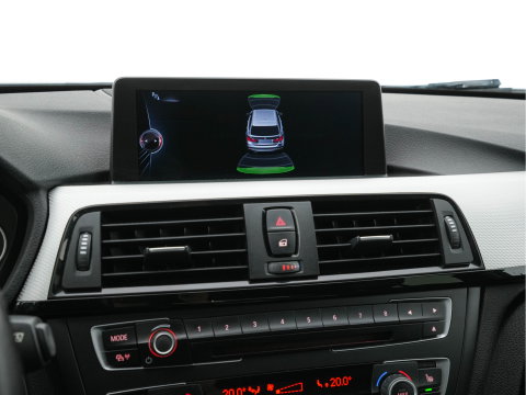 BMW 3 Serie Touring 330d xDrive M-Aerodynamica-Pack High-Executive Aut * LEATHER | NAVI-FULLMAP | XENON | HEATED-SPORTSEATS | SHIFT-PADDLES | PDC | PRIVACY-GLASS | KEYLESS | CAMERA | TOWBAR | 18''ALU*