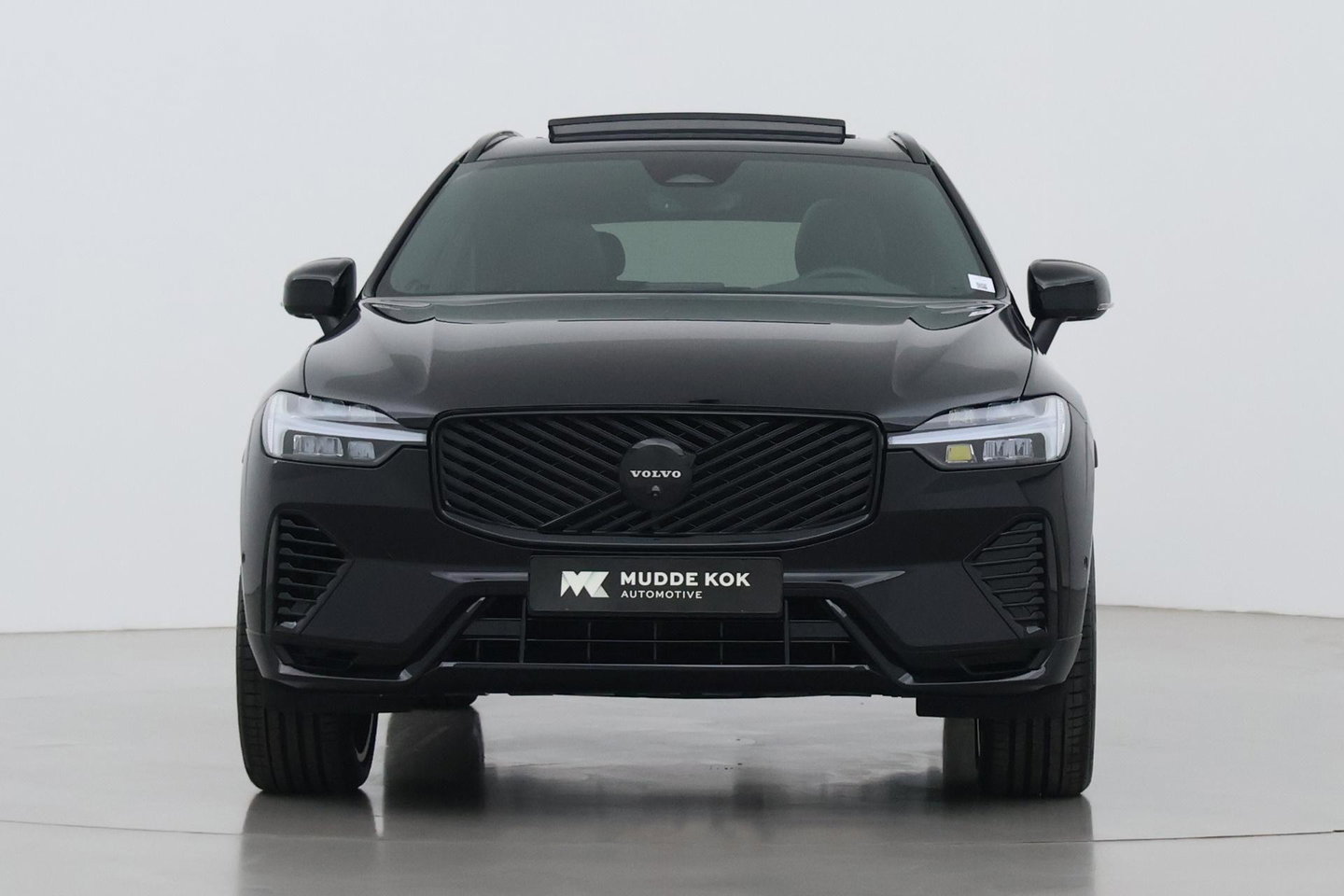 Volvo XC60 T6 Plus Black Edition | Harman/Kardon | Panoramadak | ACC | 360° Camera | Head-Up | Pilot Assist | Stoel+Stuurverwarming