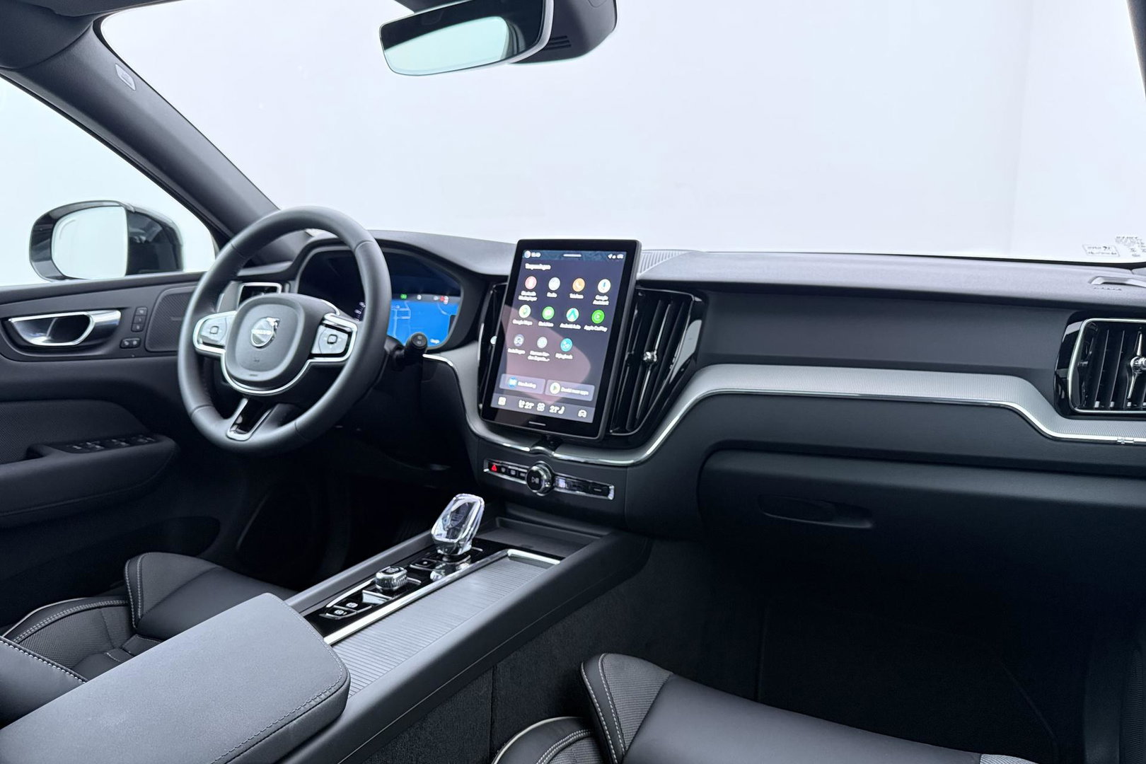 Volvo XC60 T6 Plus Black Edition | Harman/Kardon | Panoramadak | ACC | 360° Camera | Head-Up | Pilot Assist | Stoel+Stuurverwarming