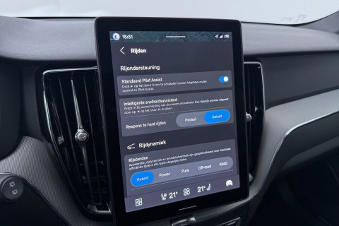 Volvo XC60 T6 Plus Black Edition | Harman/Kardon | Panoramadak | ACC | 360° Camera | Head-Up | Pilot Assist | Stoel+Stuurverwarming