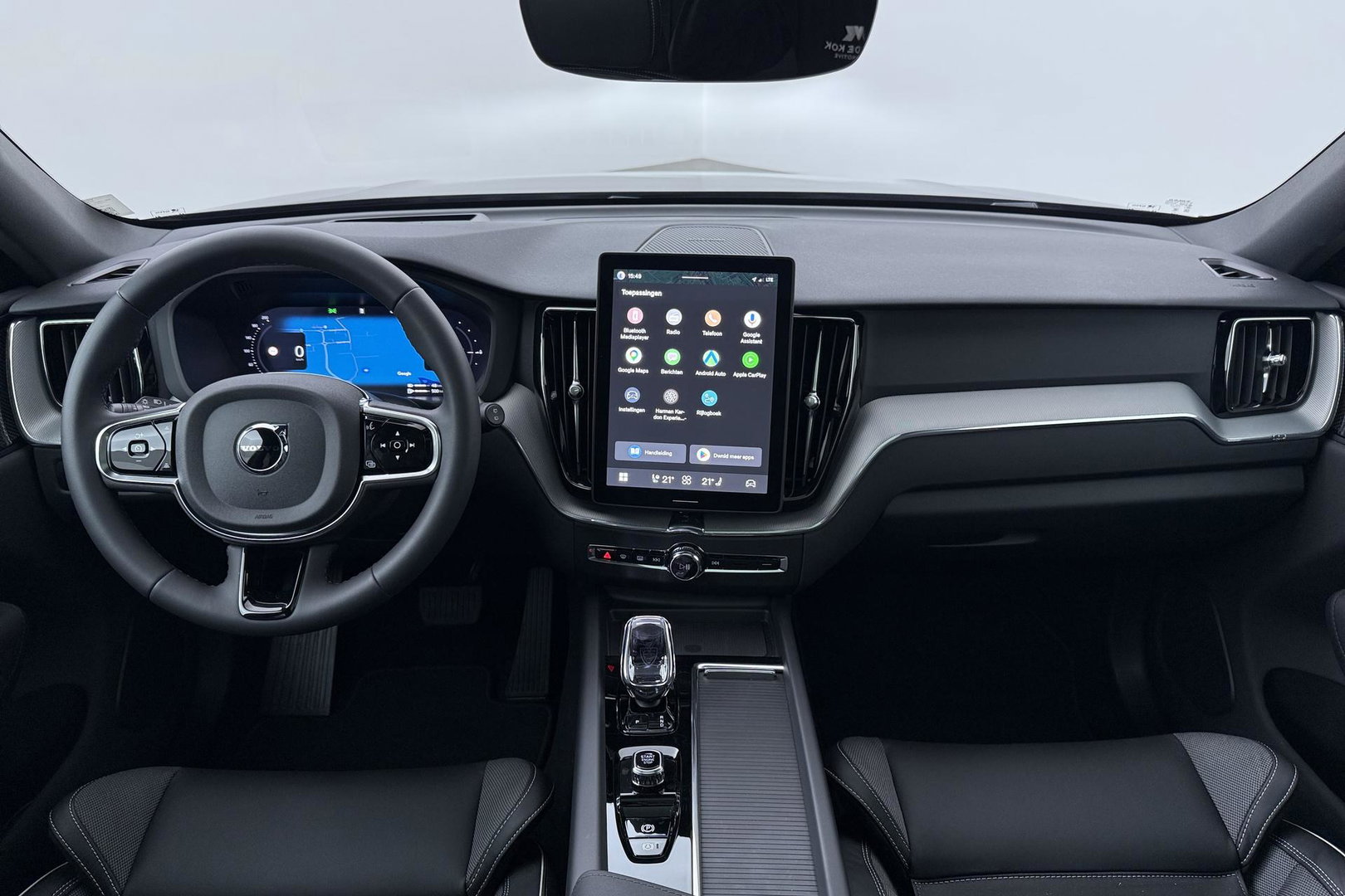 Volvo XC60 T6 Plus Black Edition | Harman/Kardon | Panoramadak | ACC | 360° Camera | Head-Up | Pilot Assist | Stoel+Stuurverwarming