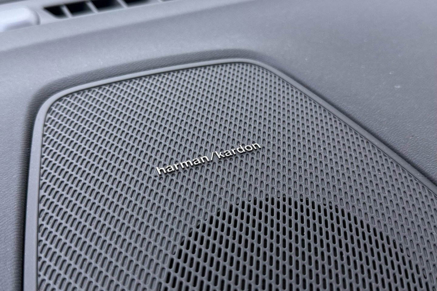 Volvo XC60 T6 Plus Black Edition | Harman/Kardon | Panoramadak | ACC | 360° Camera | Head-Up | Pilot Assist | Stoel+Stuurverwarming
