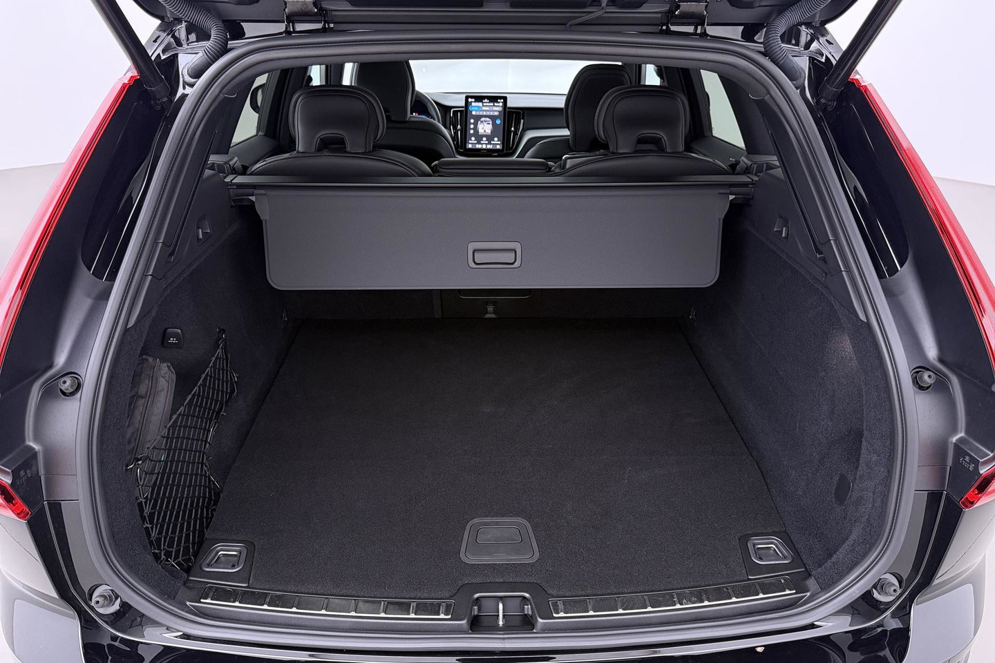 Volvo XC60 T6 Plus Black Edition | Harman/Kardon | Panoramadak | ACC | 360° Camera | Head-Up | Pilot Assist | Stoel+Stuurverwarming