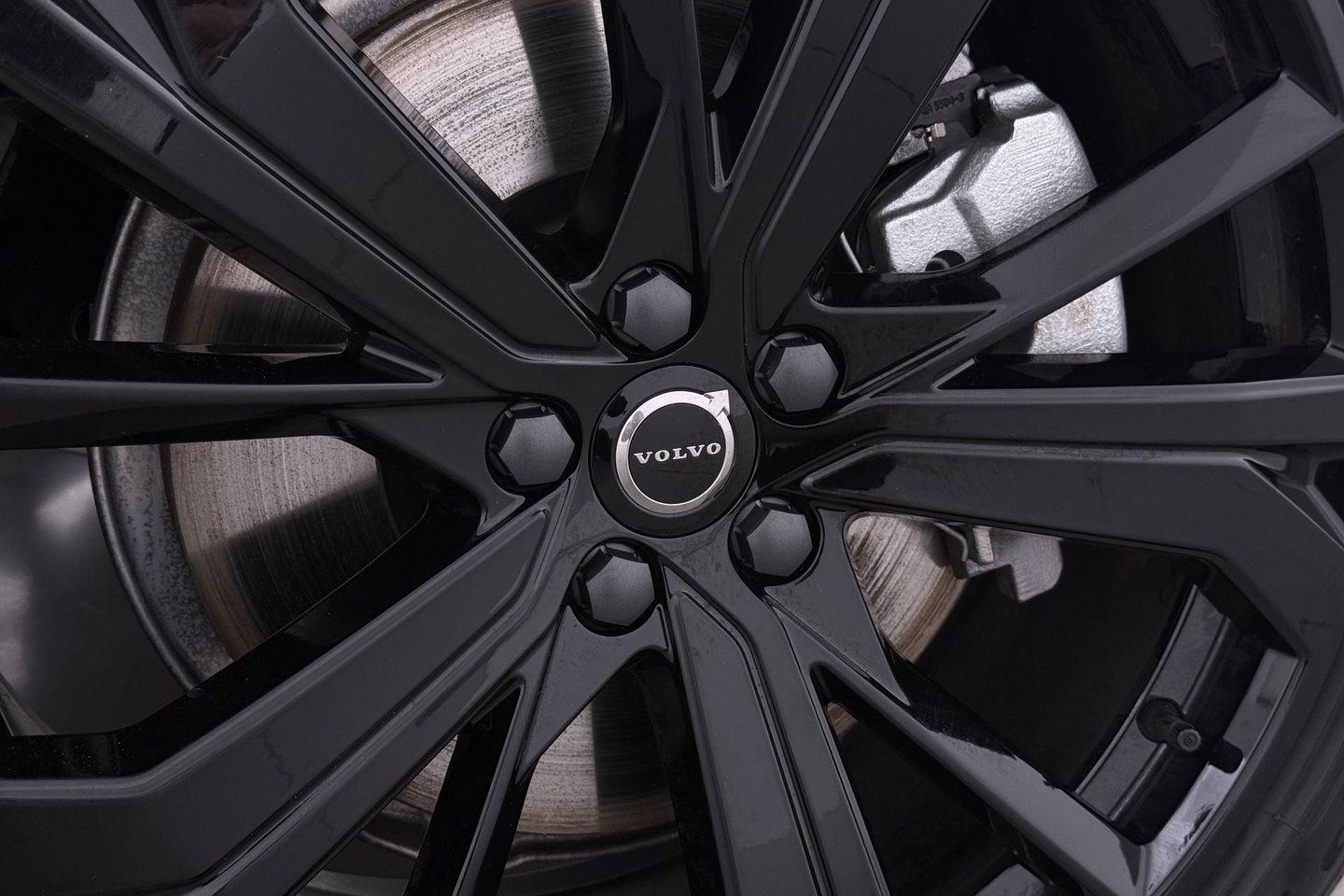 Volvo XC60 T6 Plus Black Edition | Harman/Kardon | Panoramadak | ACC | 360° Camera | Head-Up | Pilot Assist | Stoel+Stuurverwarming