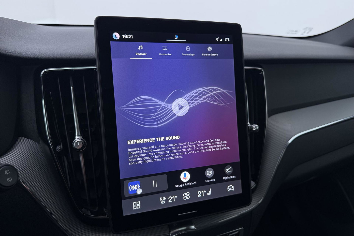 Volvo XC60 T6 Plus Black Edition | Harman/Kardon | Panoramadak | Head-Up | 360-camera