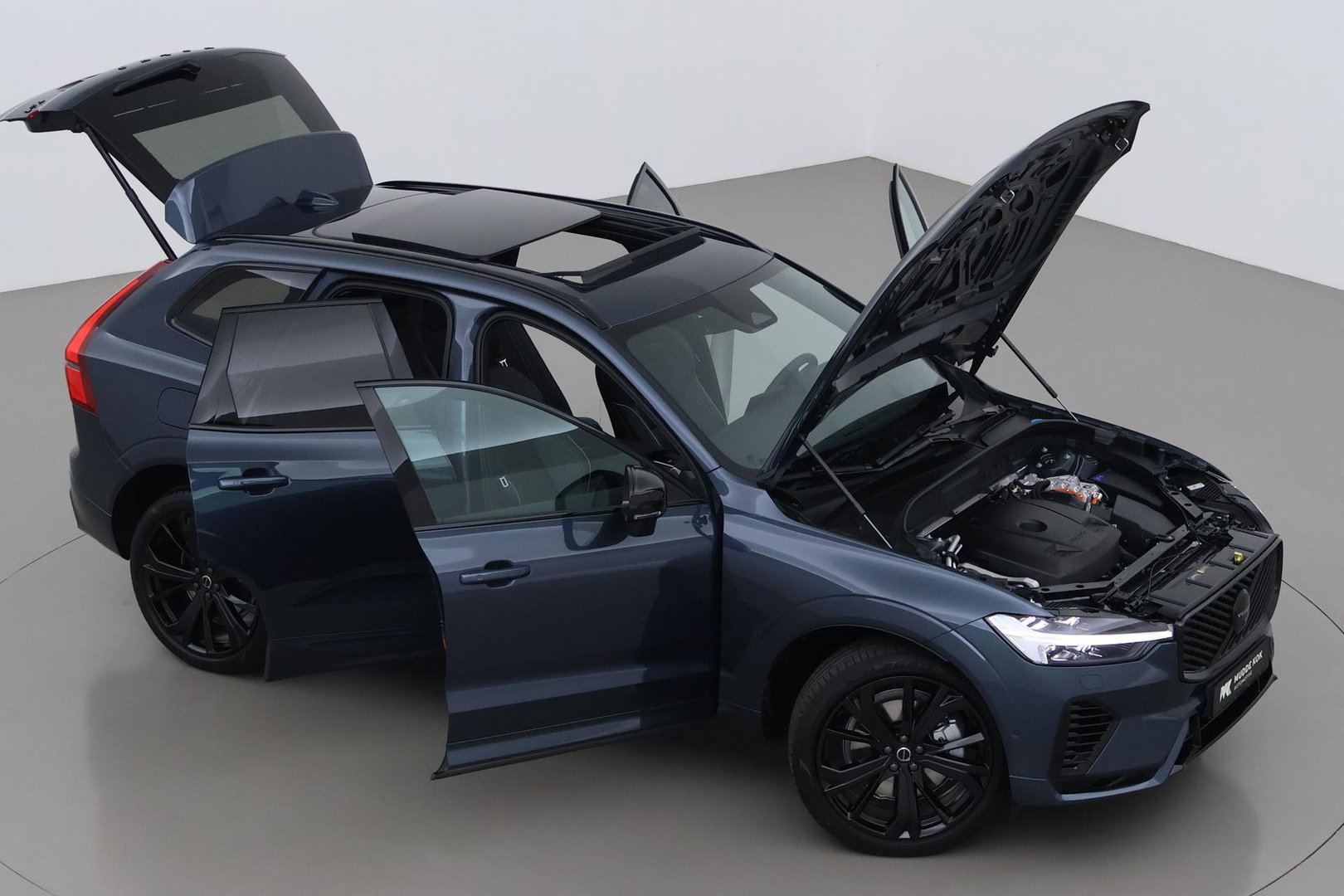 Volvo XC60 T6 Plus Black Edition | Harman/Kardon | Panoramadak | Head-Up | 360-camera